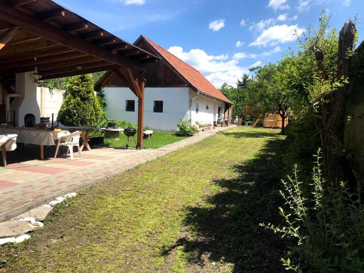 Postakocsi Vendeghaz Kisgyor Hotel Exterior foto